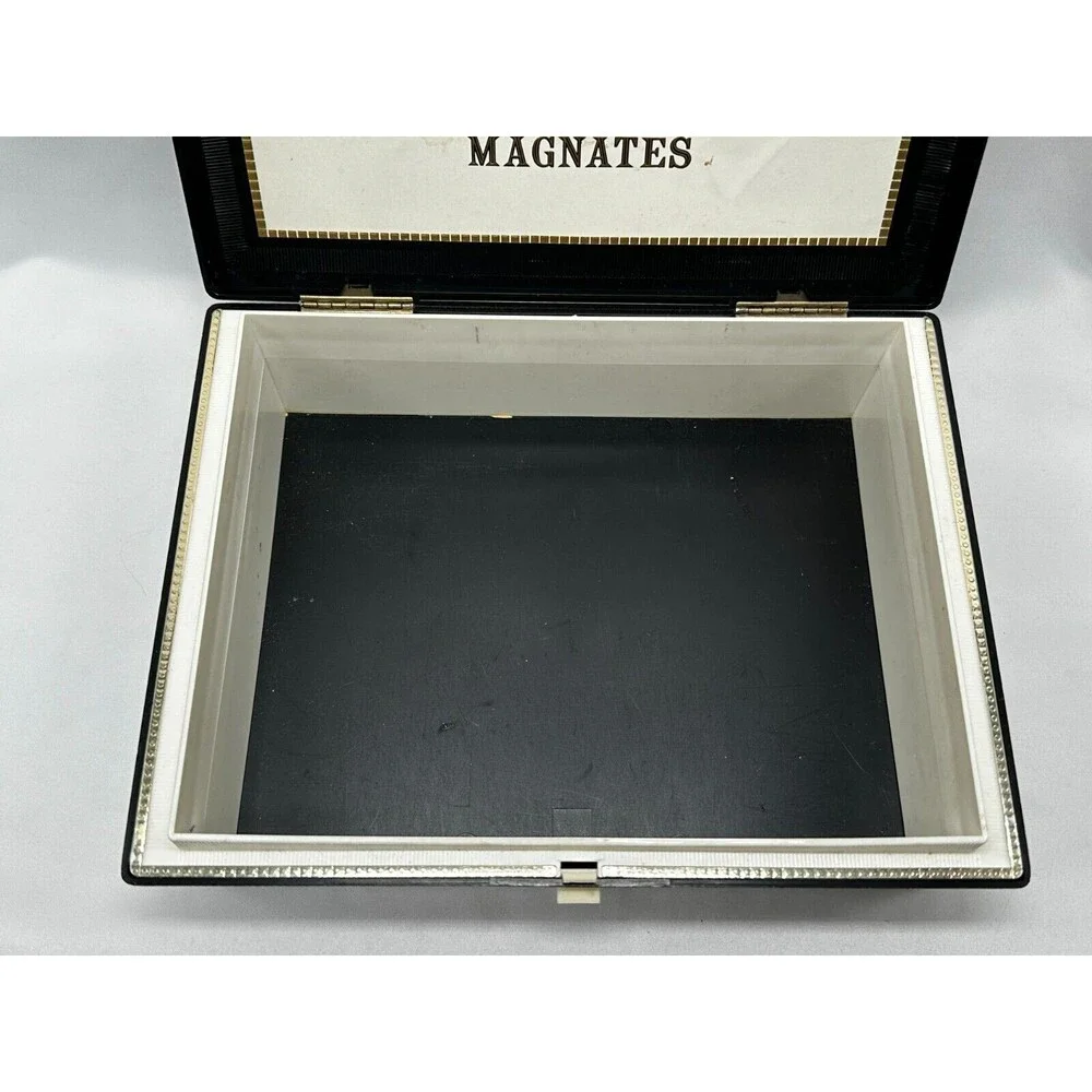 VINTAGE Mark IV Magnates Black Plastic Cigar Box w Gold Eagle Emblem  9.75”x7.5”